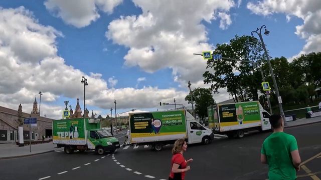 Как я пробежал московский полумарафон 2023 смотреть онлайн