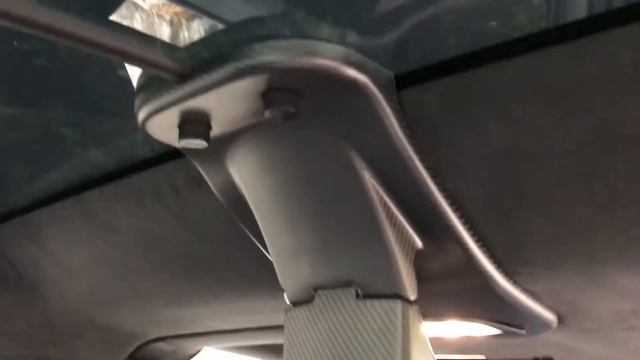 RevoZport Carbon Fibre iPad Station with wireless charging for Tesla Model X смотреть онлайн