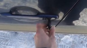 Видео: Как открыть центральный замок Mitsubishi Outlander XL ключом?