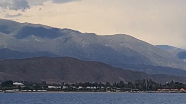 Иссык-Куль Прогулка на пароходе с купанием смотреть онлайн