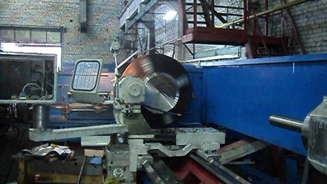 Специальный токарный станок мод. РТ117Ф3 РМЦ 5000мм. ЧПУ НЦ210 привода Омрон (Проточка деталей) смотреть онлайн
