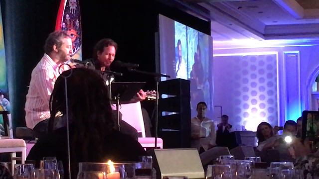 Awesome performance Eddie Vedder and Judd Apatow song about Garry Shandling смотреть онлайн