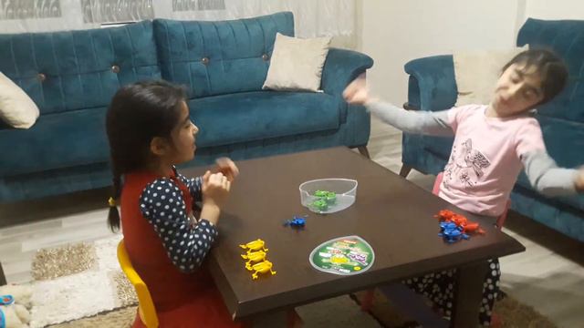 yaren beren kurbağa oyunu смотреть онлайн