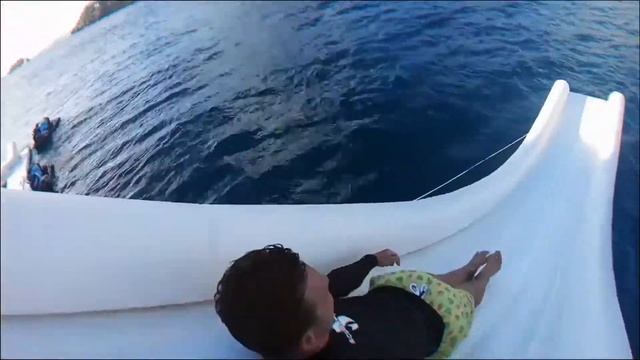 Exciting yacht rental tour in Dubai Marina - Water sports & Jetski rental - تاجير يخوت في دبي смотреть онлайн