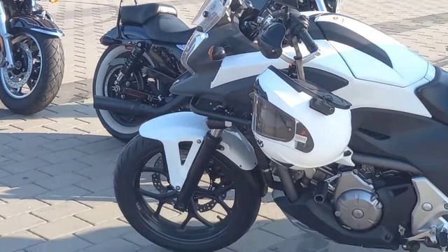 Байкеры Днепра подарили жителям и гостям города хорошее настроение, 23.08.21г. смотреть онлайн