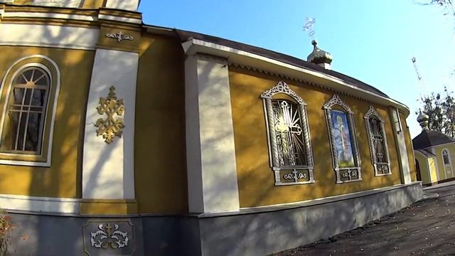 Дворцово-парковый комплекс "Старомерчанский": церковь Всех Святых в Старом Мерчике на Харьковщине. смотреть онлайн