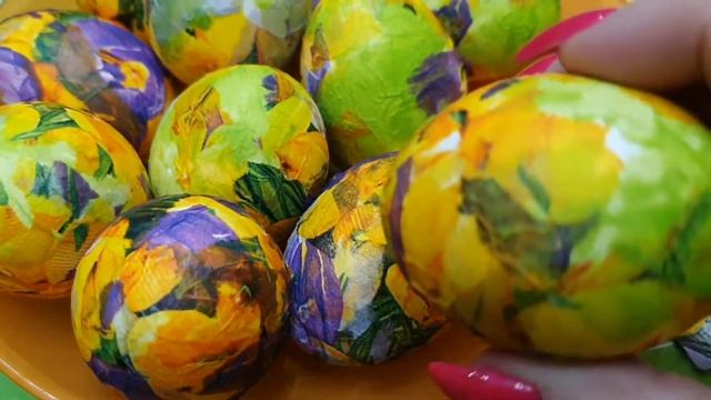 Готовимся к празднику Великой Пасхи! Украшаем яйца в технике Декупаж!Просто и экологично!