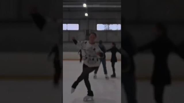 мам.. #спорт #figureskating #фигуристка #тренировка #фигурноекатание #youtubevideo #лед смотреть онлайн
