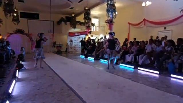 Pasarela 2014 Alessandra Farelli/ Baile Swing смотреть онлайн