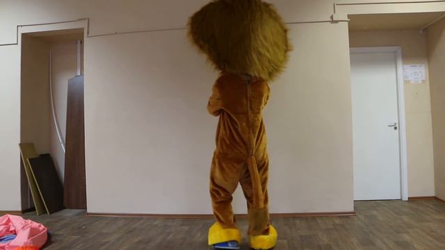 Ростовая кукла Лев Алекс из Мадагаскара обзор почти готового смотреть онлайн