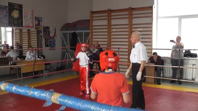 Чемпионат Харьковской области WTKA кикбоксинг лайт - Котлин М. (тренер Науменко Е.)