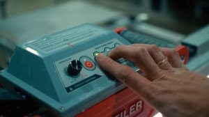 Новый ПЛИТКОРЕЗ с автоматом! Это просто майбах без альтернатив! Обзор плиткореза  REINTILER!