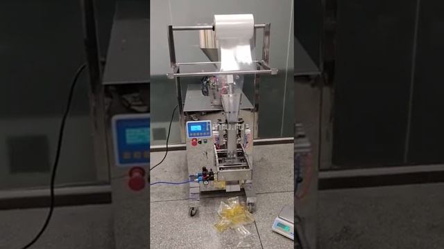 Фасовочно-упаковочная машина для жидких и пастообразных продуктов DXDG-200 NEW смотреть онлайн