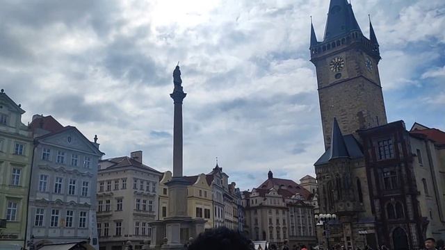 2 DAYS TO PRAGUE! OUR EXPERIENCE | FOOD | CULTURE| VIBES | NIGHT LIFE смотреть онлайн