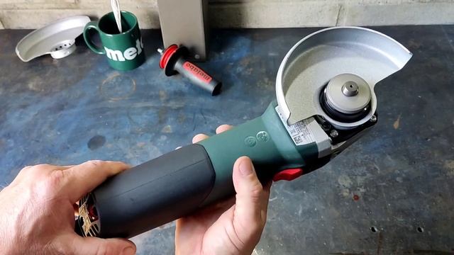 Болгарка Metabo WEVA 15-125 Quick. с регулировкой оборотов. смотреть онлайн