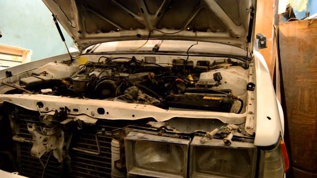 Первый пуск Toyota Cresta GX71 1G-EU с правильными свечами смотреть онлайн