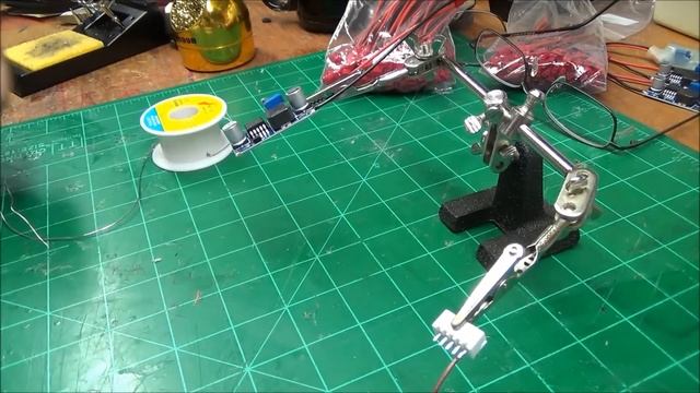 How to make an Adjustable Voltage Regulator смотреть онлайн