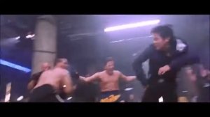 Джет Ли против толпы