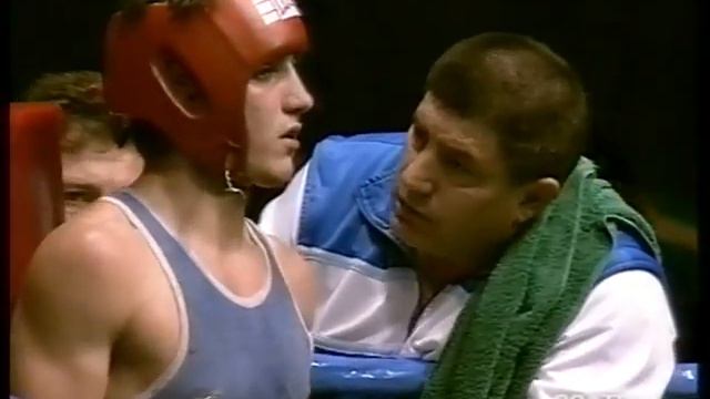 BRANCALION CARLO VS UMBERTO MEROLLAteatro ARISTONdi SAN REMO1992 смотреть онлайн