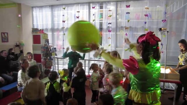 Песочная сказка "Незнайка" в детском центре "Бегемотик Тоша" смотреть онлайн