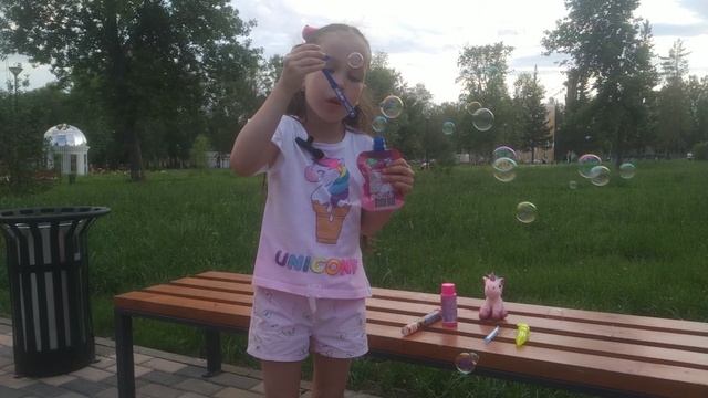 Тестируем РАЗНЫЕ ? мыльные пузыри!