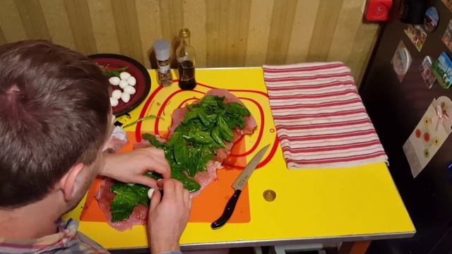 РУЛЕТ из ИНДЮШКИ "ГНЕЗДО В КУКУШКЕ" смотреть онлайн