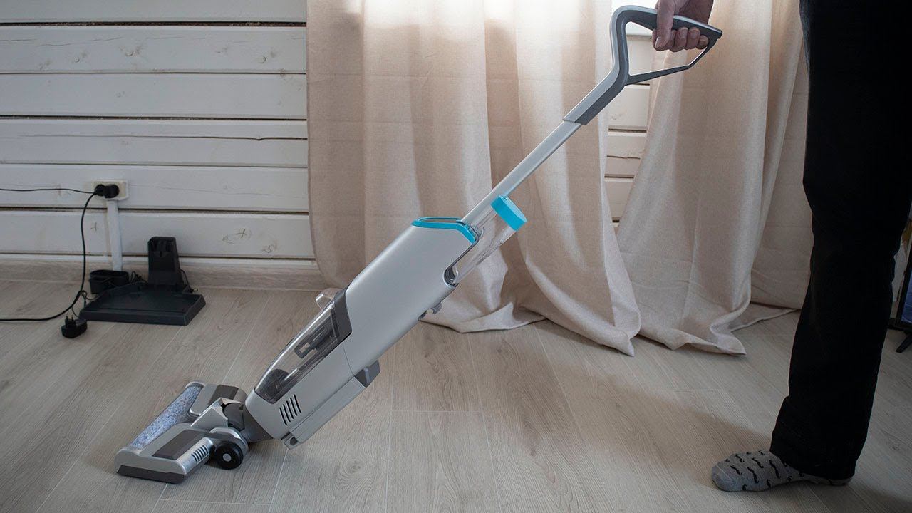 REDMOND RV UR368 - моет и дезинфицирует смотреть онлайн