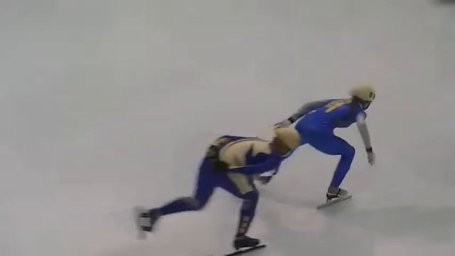 500 м 1/2 Финала-1 женщины Власова, Давиденко ЧУ по шорт-треку 26-28.02.2014 смотреть онлайн