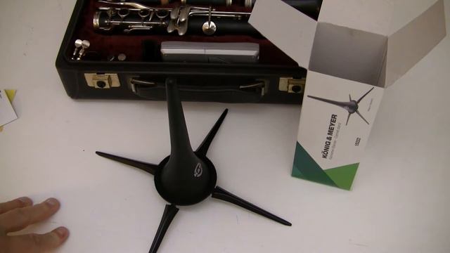 K & M Clarinet Stand - UNBOXING & DEMO смотреть онлайн