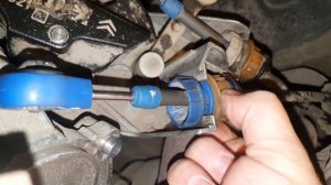 Как снять трос кулисы ситроен пежо