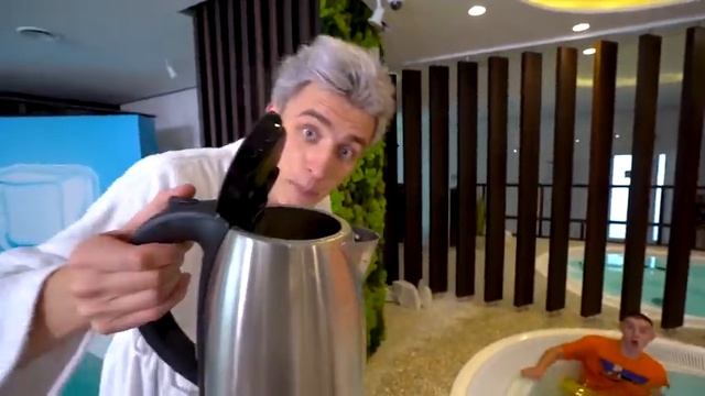 ГОРЯЧИЙ Vs ХОЛОДНЫЙ БАССЕЙН ЧЕЛЕНЖ ОБЗОР НА ПОЗОР