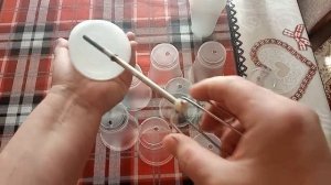Как я делаю дренажные отверстия в стаканчиках для рассады.