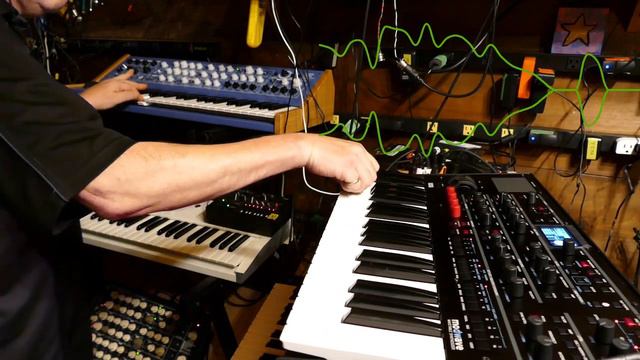 Marks Modwave Musing: Custom Mono Patch "MS -77" смотреть онлайн