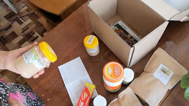 Посылка с интернет-магазина Натуромания. Обзор продуктов здоровья. смотреть онлайн
