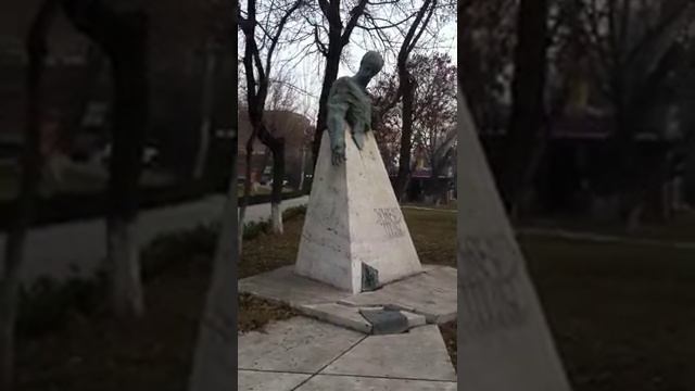 Памятник Фритьофа Нансена в Ереване) смотреть онлайн