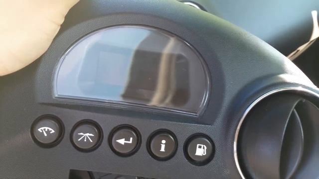 04-08 Pontiac Grand Prix - How to remove the Driver Information Center (D.I.C) смотреть онлайн