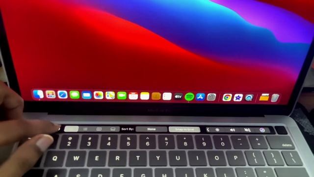 The new 13 inch M1 Macbook Pro 2020- It’s mind blowing!!!! смотреть онлайн