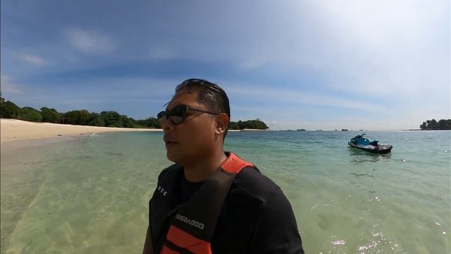 Jetski to Lazarus Island, Singapore смотреть онлайн