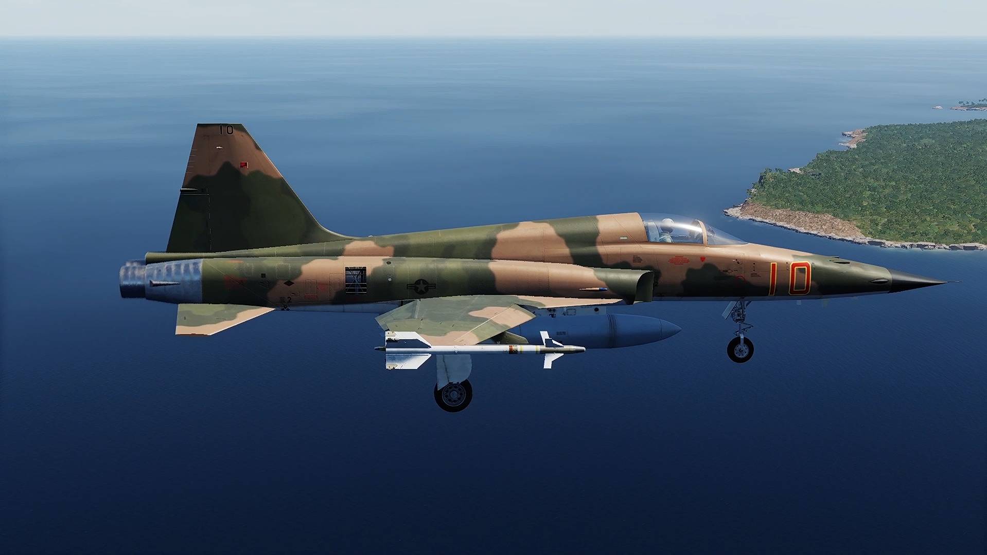 Посадка F-5 E3. Симулятор DCS World. смотреть онлайн