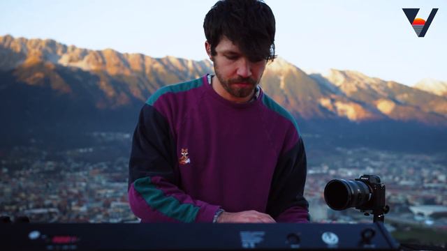 Felix Raphael (live) For Vibrancy Music | Bergisel Innsbruck