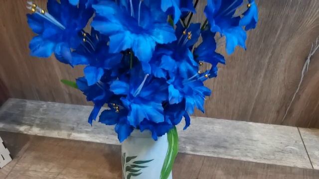 веточка мальвы синяя смотреть онлайн