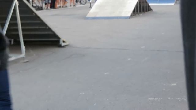 Трюки на велосипедах №2 смотреть онлайн