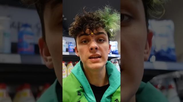 ОНА НАШЛА СПОСОБ ЧТО БЫ Я ЕЙ ПОКУПАЛ ВСЁ ЧТО ОНА ХОЧЕТ? смотреть онлайн