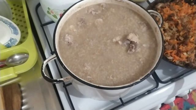 Понемногу обо всем...Чем занимались... смотреть онлайн