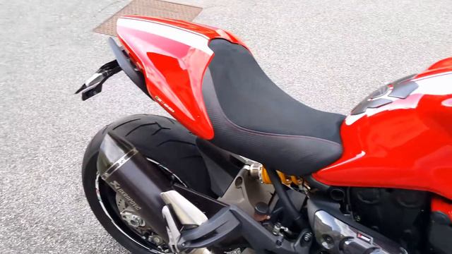 Ducati monster 821 Akrapovic смотреть онлайн