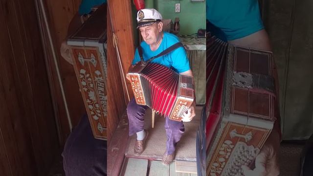 Музыкальное произведение в исполнении гармониста-самоучки смотреть онлайн