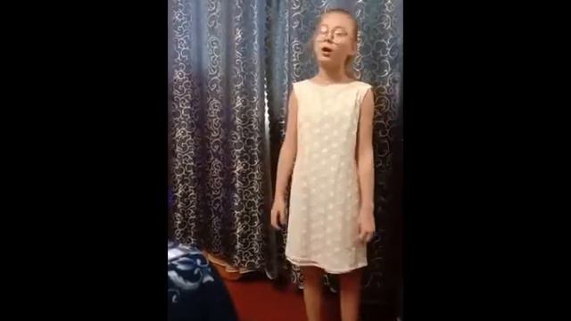 Детский хор народной песни "Сибирские зори" - Мамина улыбка смотреть онлайн