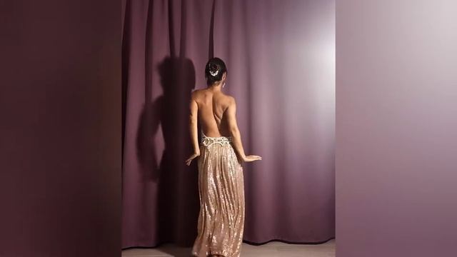 ТАНЕЦ МЫШЦАМИ СПИНЫ смотреть онлайн