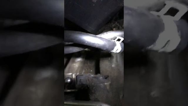 Опель Вектра б замена пластикового патрубка ,саксофона смотреть онлайн