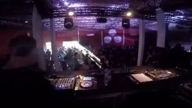 Konrad Played David Garez - Fatal Romance (Original Mix) @ Mandarino Club смотреть онлайн